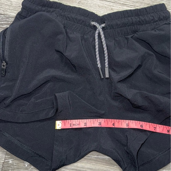 Athleta Girl Black All Play 3" Active Short size 12 - Picture 11 of 11